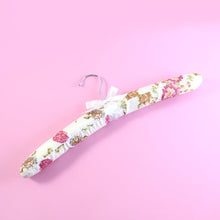 Clothes Hanger